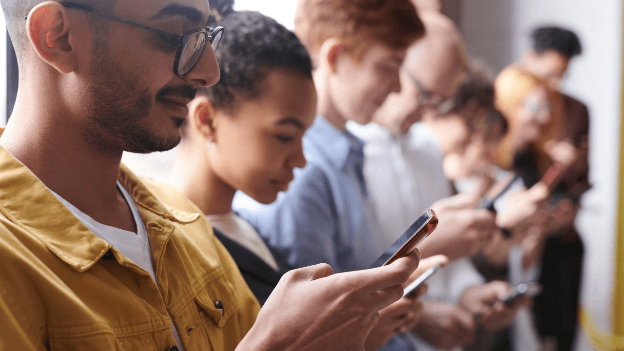 The world’s most inclusive candidate experience solution goes global with multilingual chat interviews